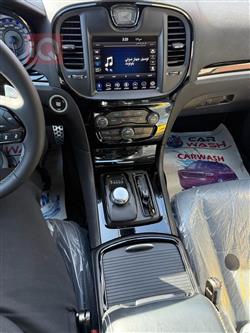 کرایسلەر 300